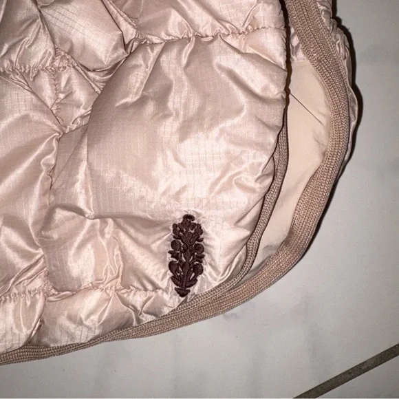 NWT Free People x FP Movement Pippa Scrunchy Glossy Packable Puffer Jacket - Picture 13 of 15